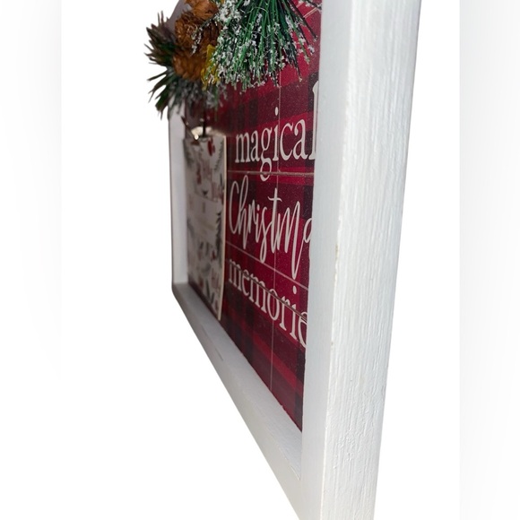“MAGICAL CHRISTMAS MEMORIES” by Wendy Bellissimo Photo Clip Wall/Table Decor - Picture 6 of 8